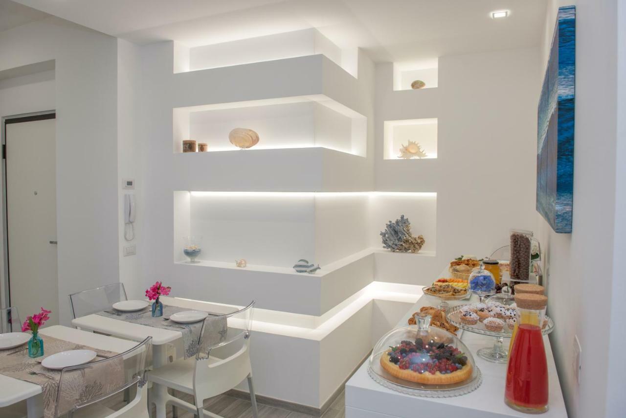 A Un Passo Dal Mare Bed & Breakfast Vieste Bagian luar foto